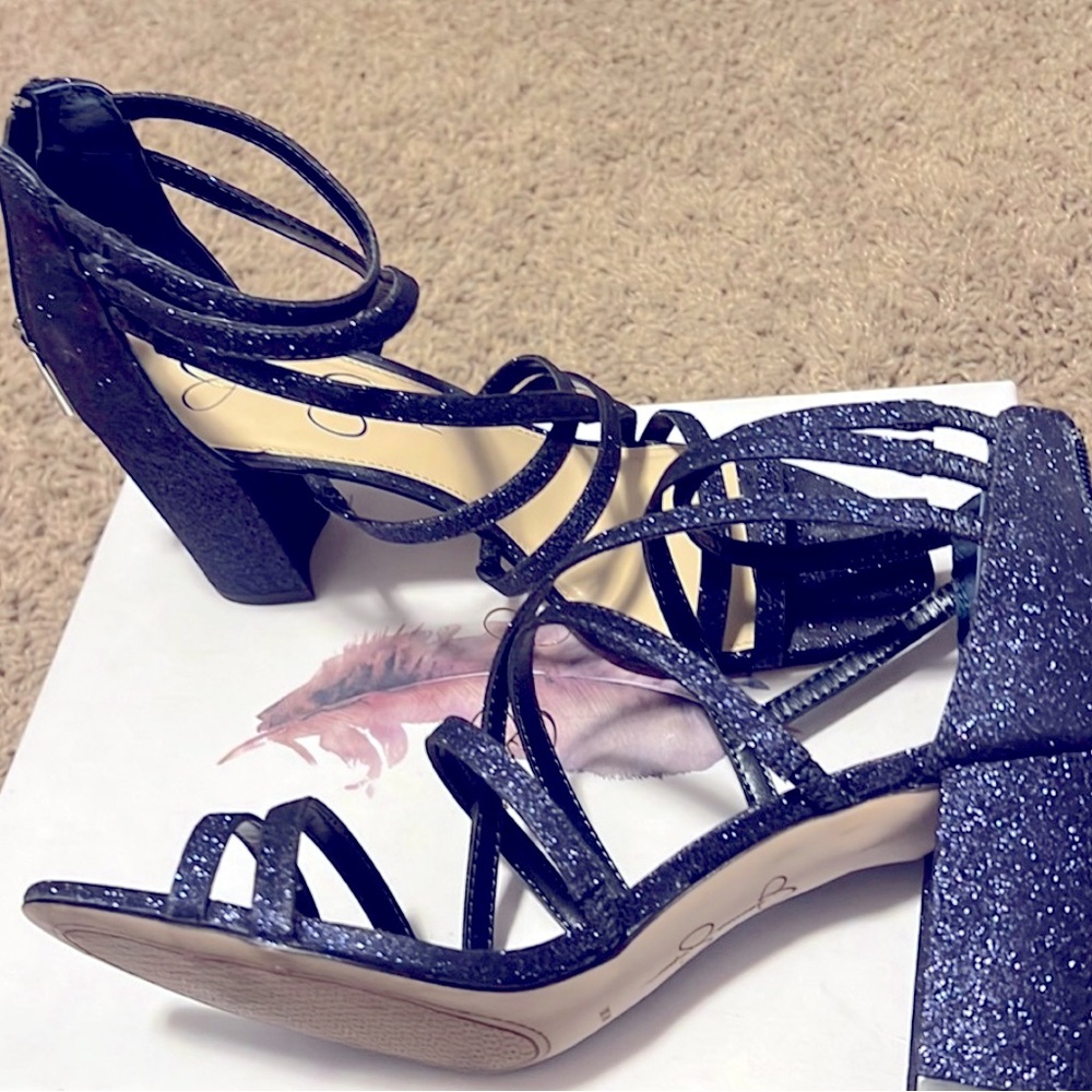 Jessica Simpson navy heels